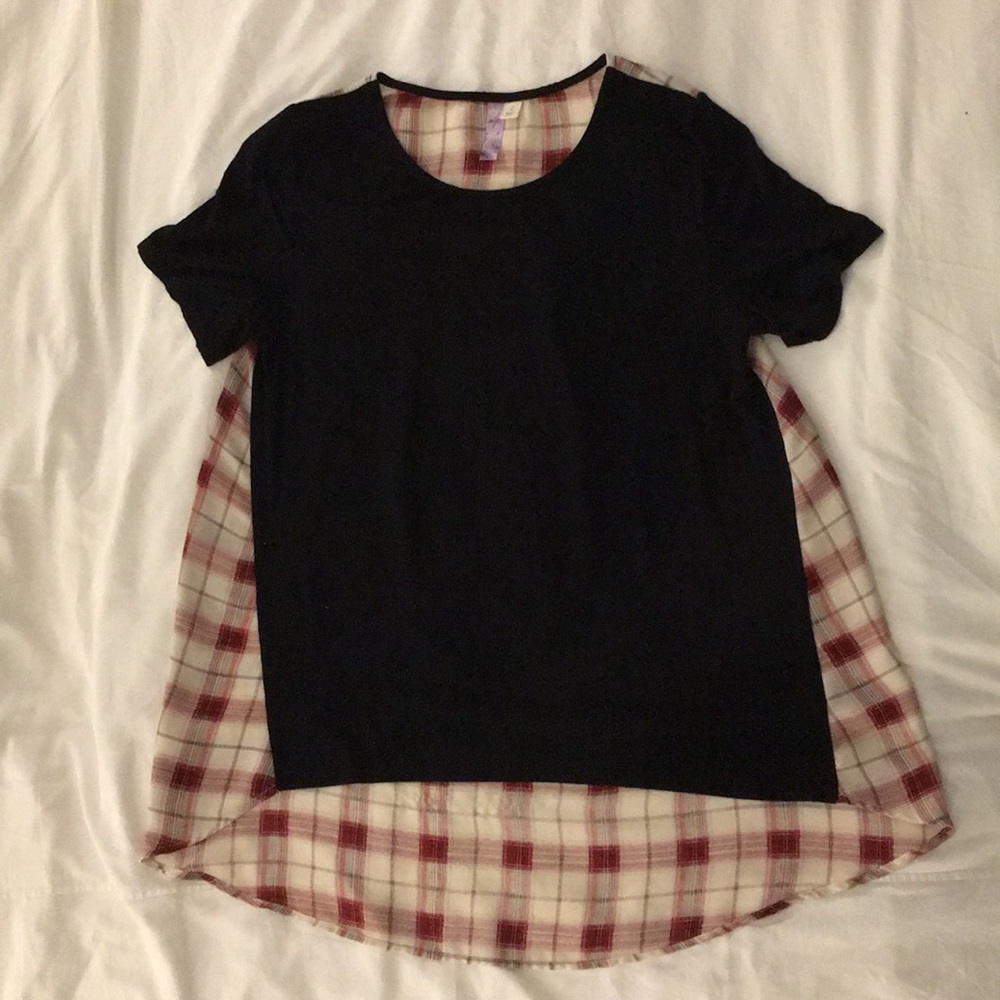 Short sleeve plaid top